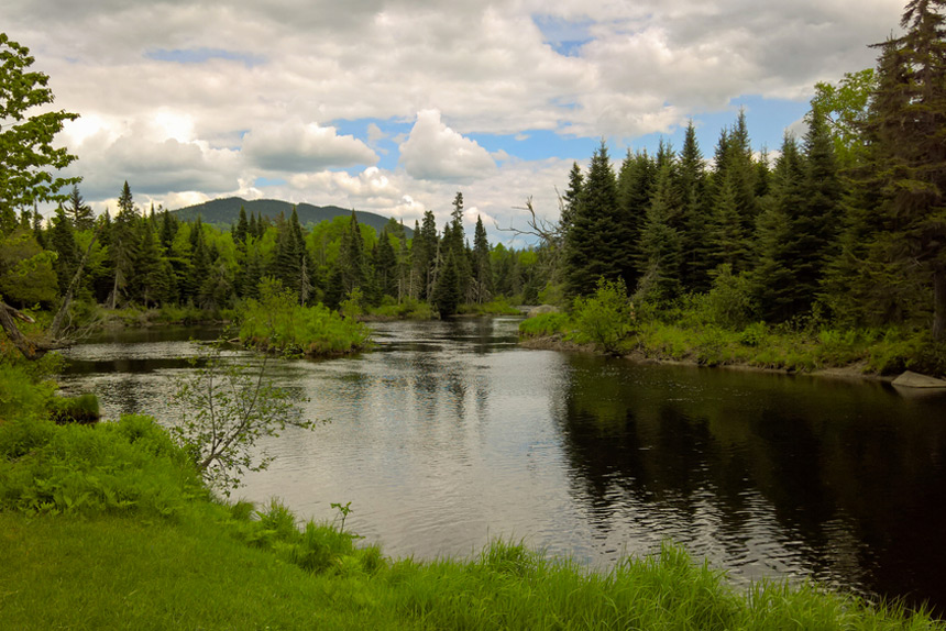 Moose RIver  Shutterstock - Wolf Pond Photography