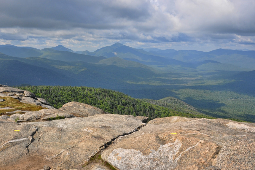 Vue sur le Mont Cascade  shutterstock ian-Tessier